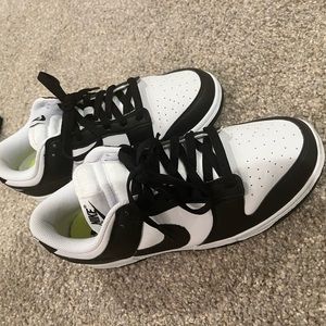Black and White Nike Dunks